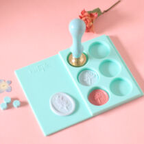 Mintopia - Silicone mat for sealing waxes